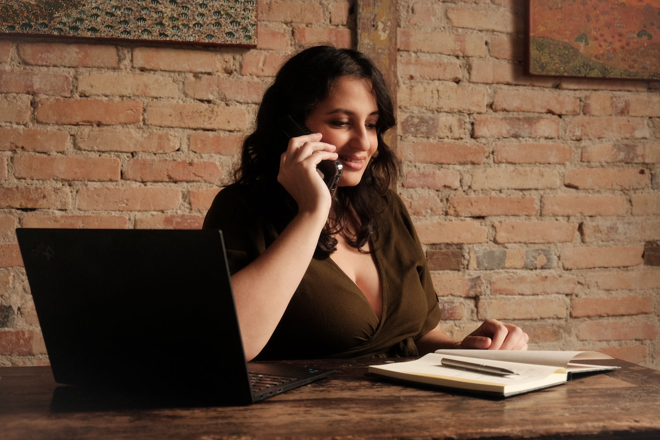 Florence BRINI, expert-comptable et maître-praticien PNL, souriante et professionnelle