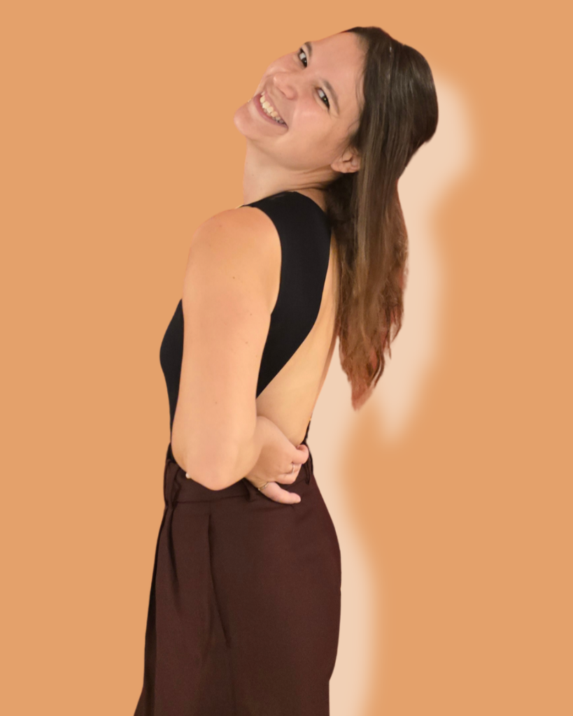 Eden, mentore en personal branding human design souriante