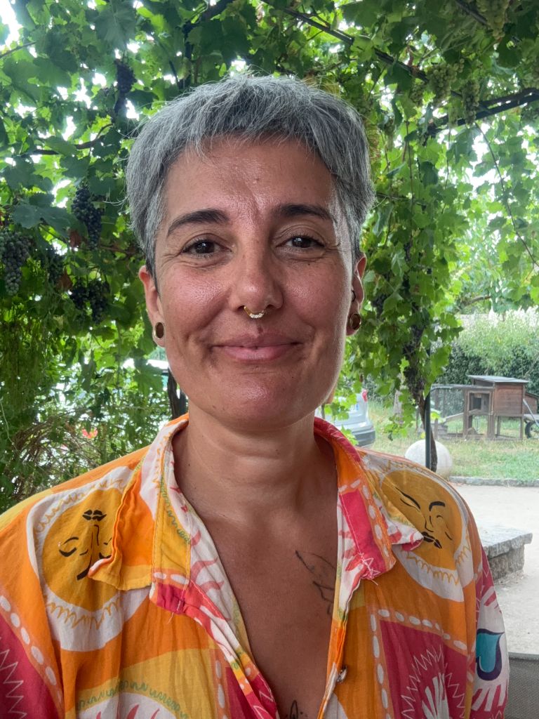 Florence, fondatrice de Les Petites Graines, éducatrice nature dans l'Ain